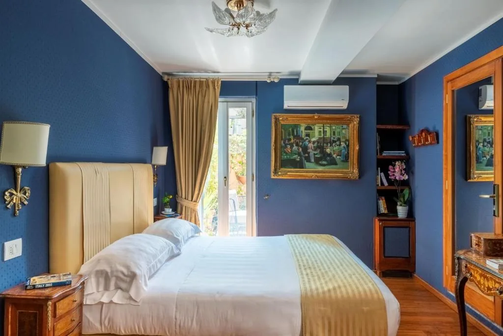 2 Connecting Rooms with Terrace — Hotel Scalinata Di Spagna