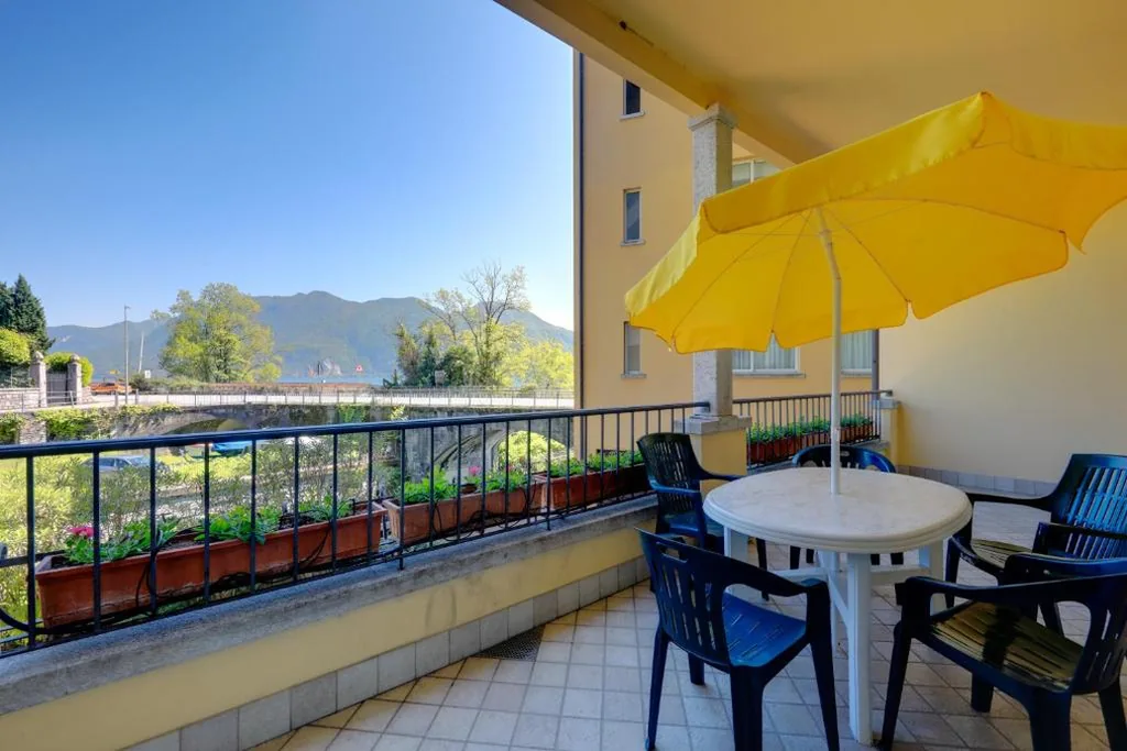 2 Camere Matrimoniali Comunicanti — Hotel Residence Zust