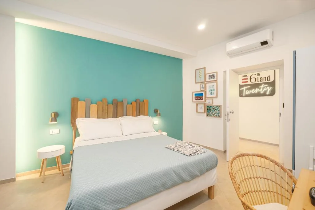 6th Land – Rent Rooms Affittacamere