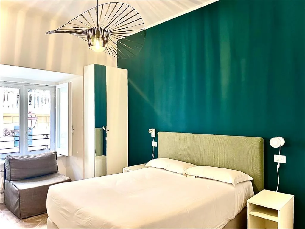 900 Liberty Rooms