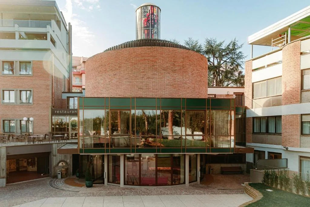 Adoro Hotel — foto 5