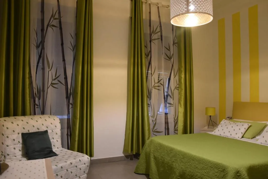 Affittacamere e appartamenti – Rent rooms and Apartments Le Camere Nel Corso – ADULTS ONLY