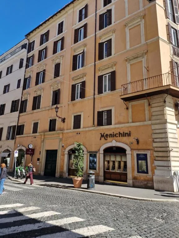 AGH Babuino — foto 8