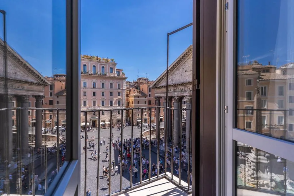 AGH Pantheon — foto 8