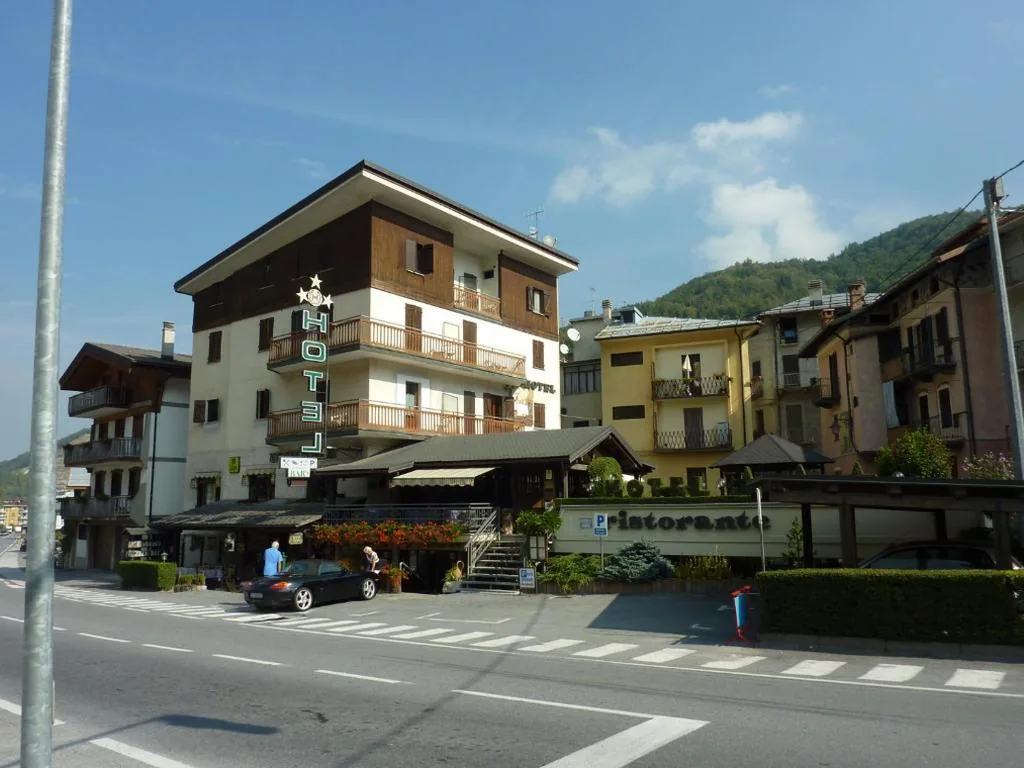 Albergo Nazionale di Vernante, albergo storico con ristorante