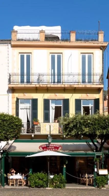 Albergo Nazionale sul porto di Portofino, con vista sulla Piazzetta