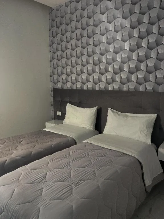 Alissa Suite