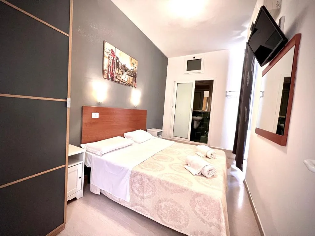 Alius and Freerome Hotel