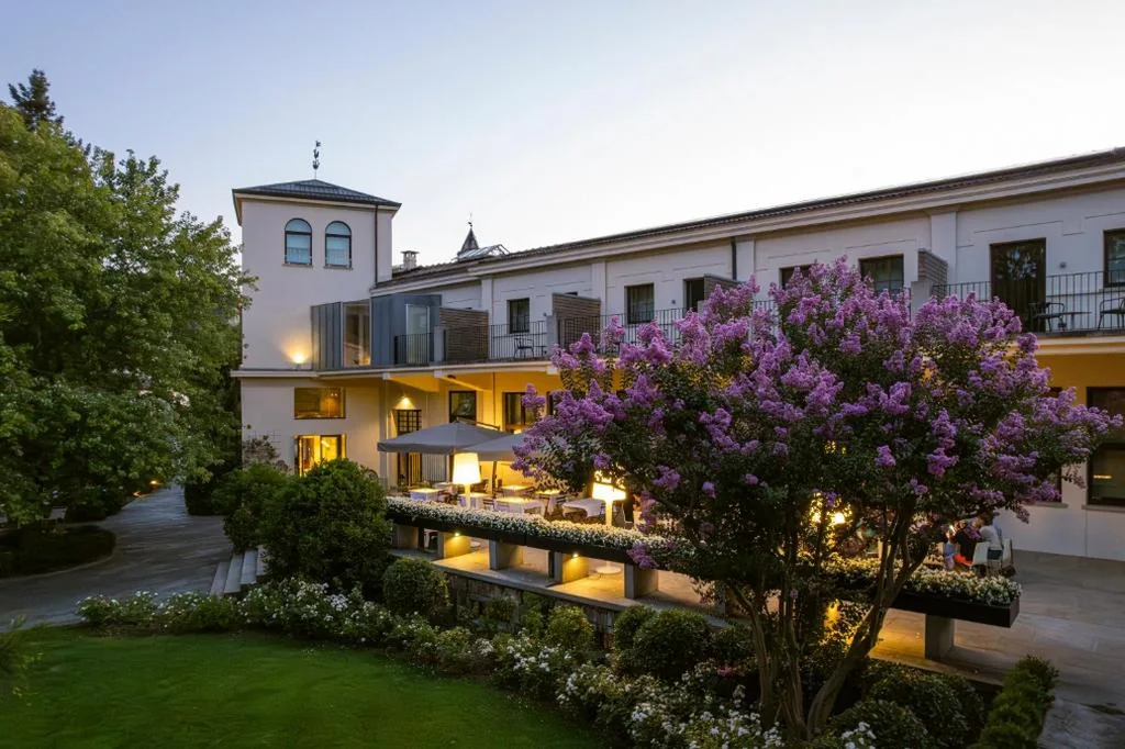 Alter Hotel
