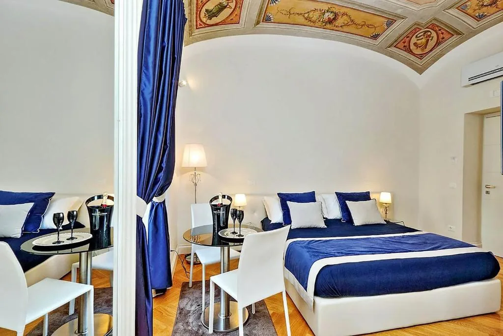 AMM Luxury Rooms