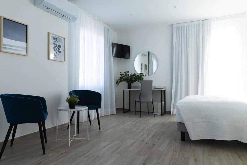 Ampia Camera Matrimoniale — Albergo Sappia