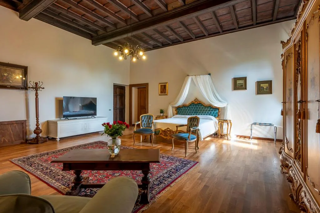 Spacious Double Room — Castello Quattro Torri