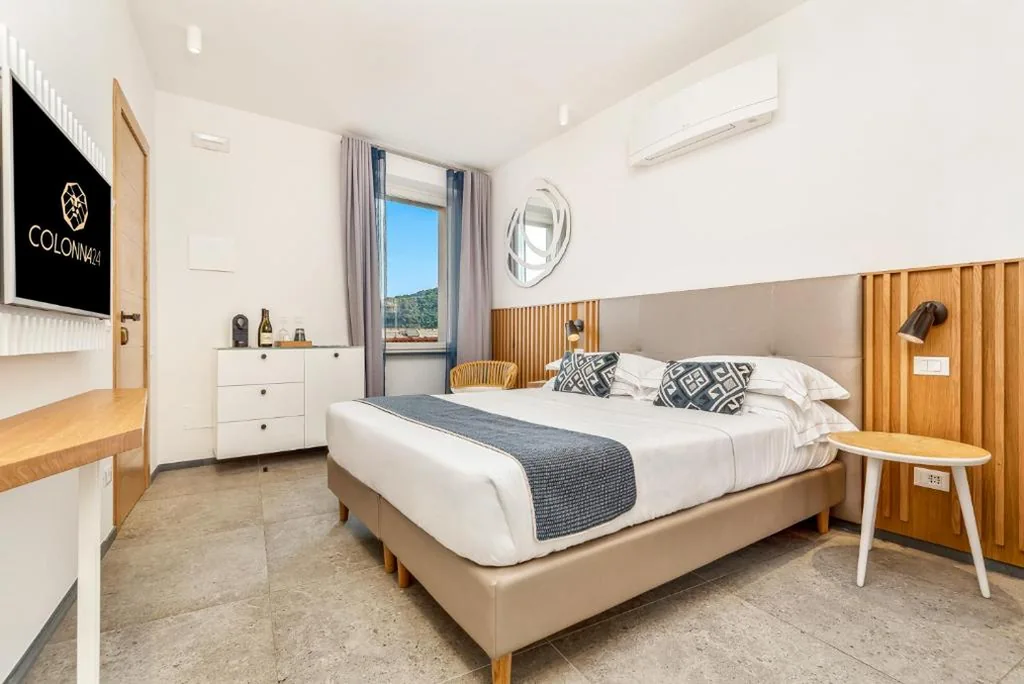 Spacious Double/Twin Room — Colonna 24 Luxury Room in Portovenere near 5 Terre