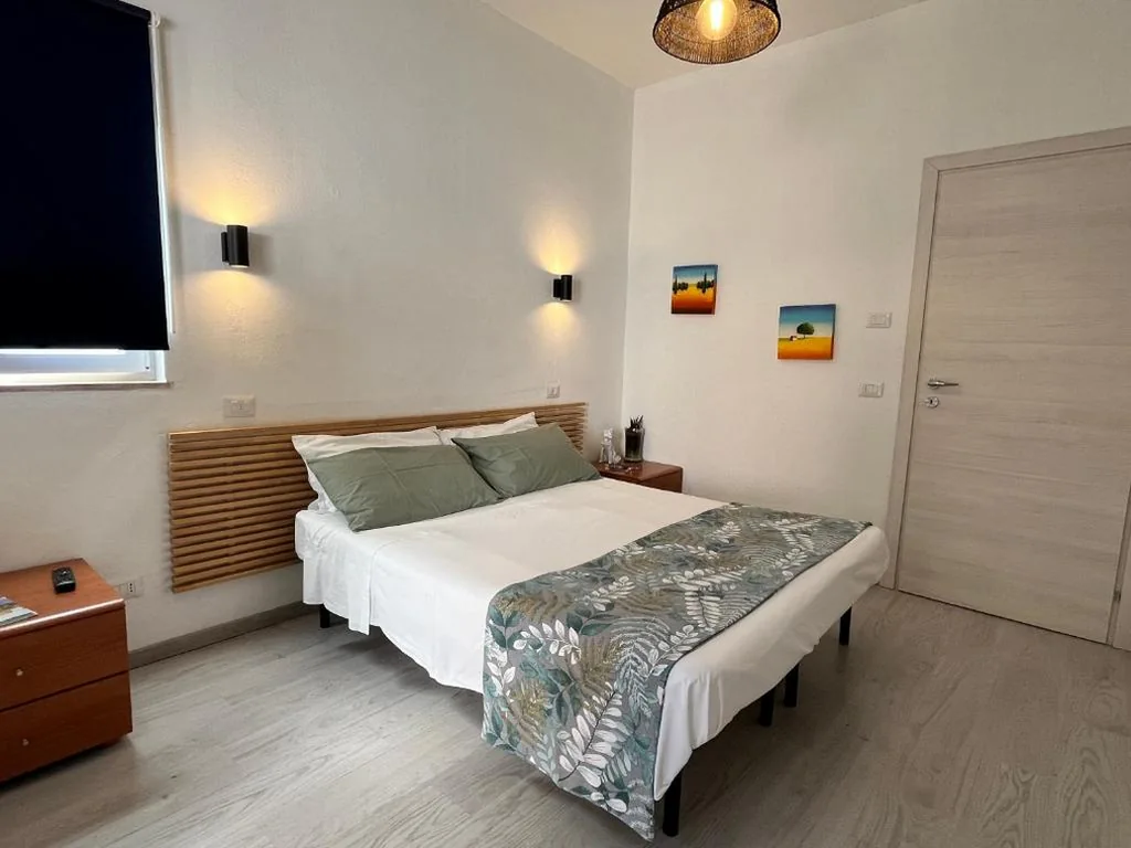 Large Double/Twin Room — DMC – Alloggio Turistico