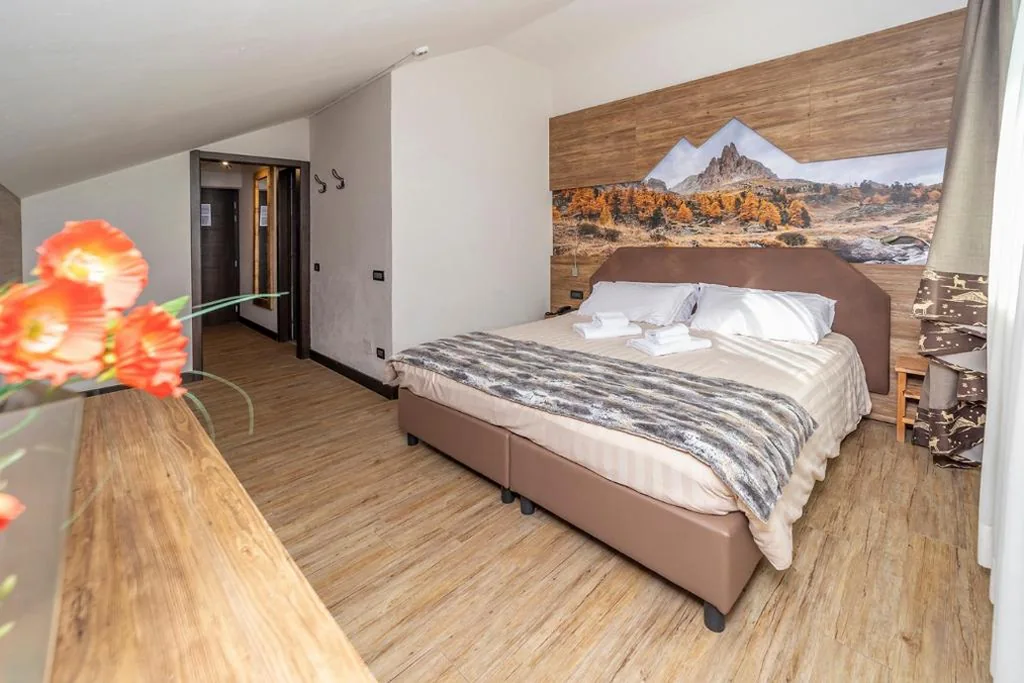 Spacious Double/Twin Room — Hotel Du Col