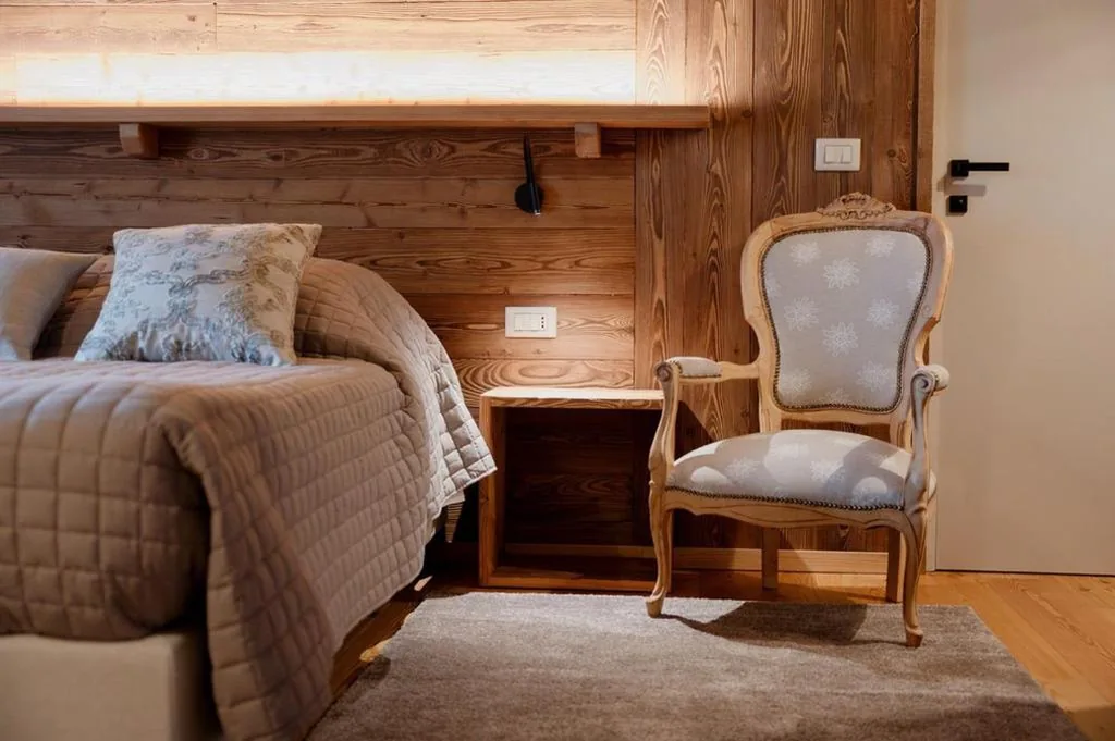 Large Double/Twin Room — La Caso Di Elva