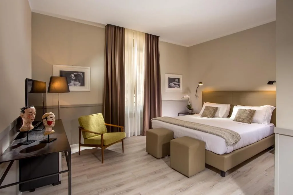 Large Double/Twin Room — Nazionale 51 L Rooms
