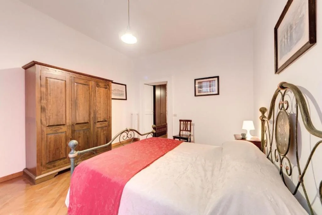 Large Double/Twin Room — Nova Domizia