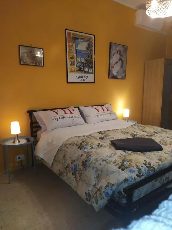 Large Double/Twin Room — roma capoccia b&b