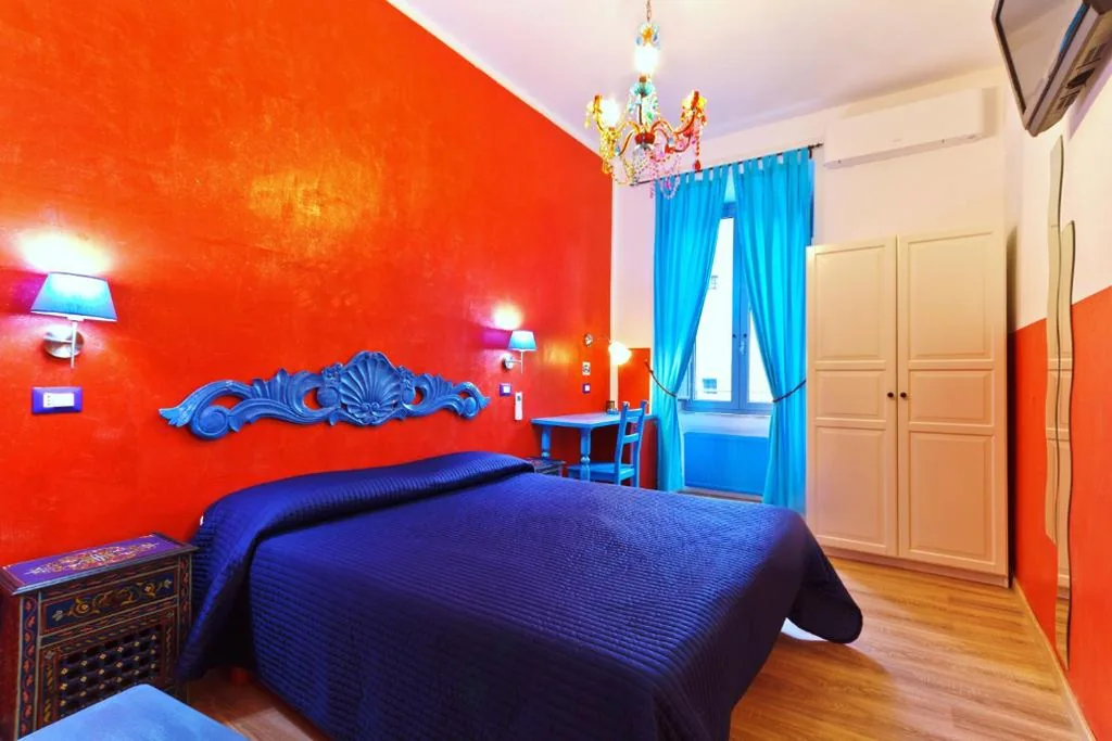 Ampia Camera Matrimoniale — Dream Station