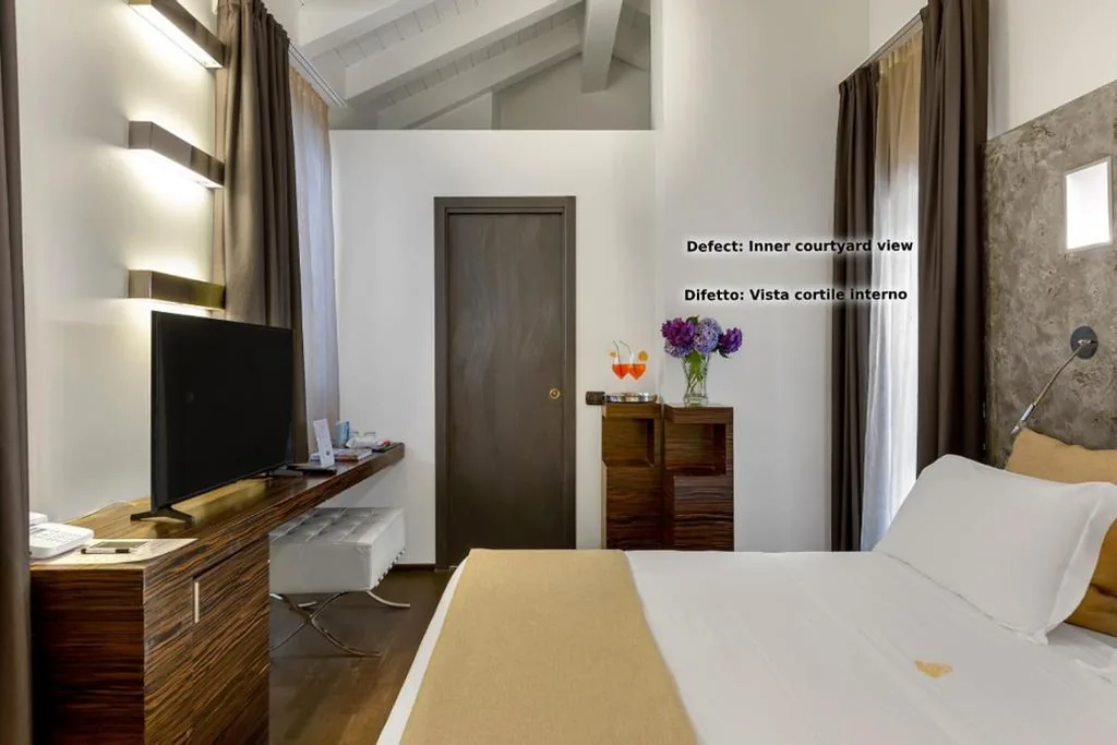 Large Double Room — Hotel Ancora