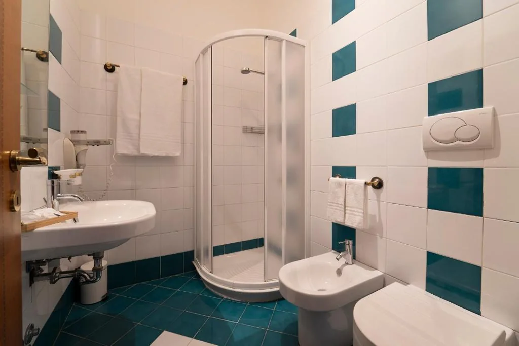 Large Double Room — il passetto