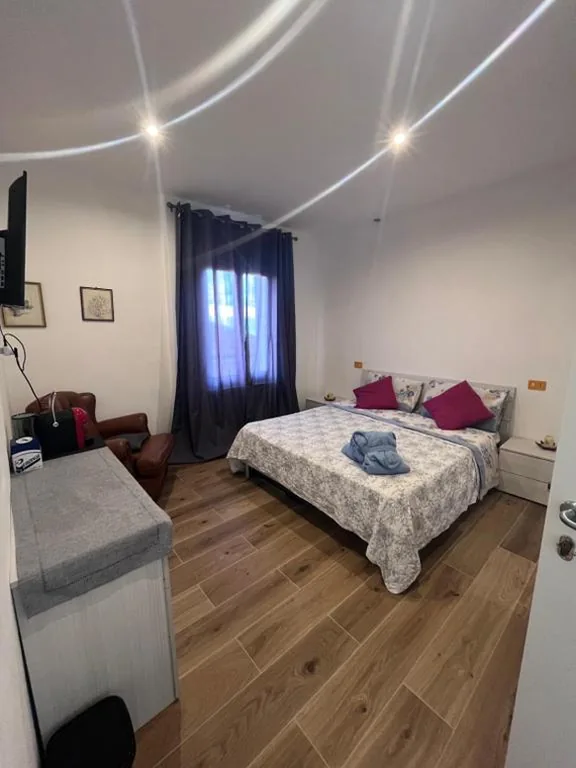 Large Double Room — La Casa del Giglio