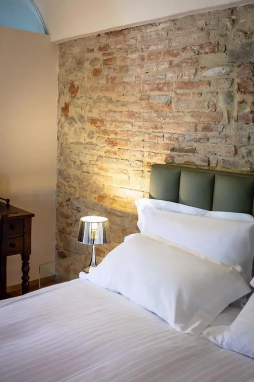 Large Double Room — Locanda Camia Restaurant and Rooms