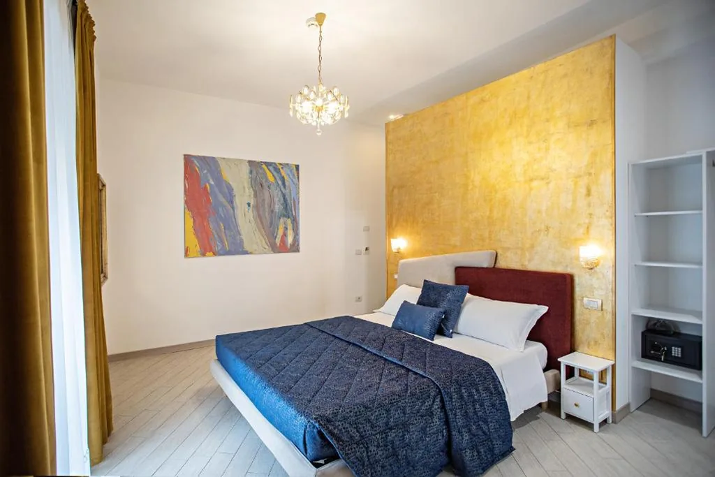 Large Double Room — LUDUS ROOMS