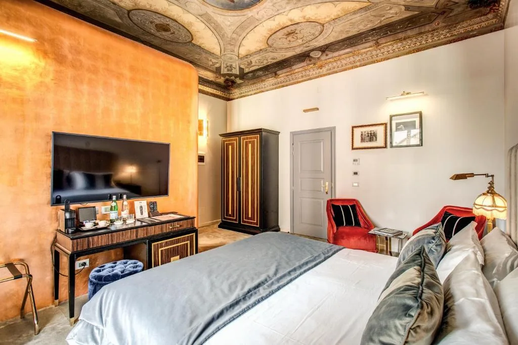 Ampia Camera Matrimoniale — Martius Private Suites Hotel