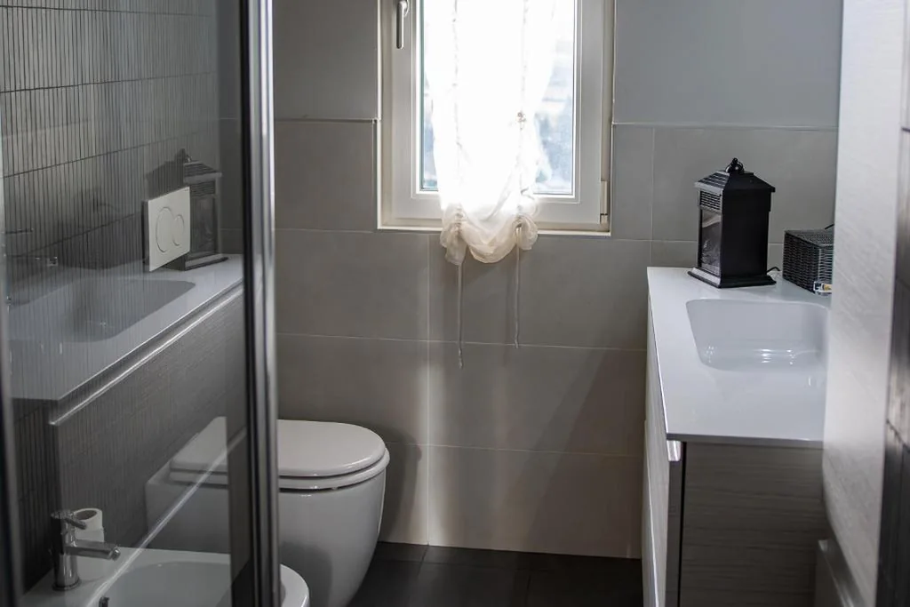 Ampia Camera Matrimoniale — Monte Moro Gavi B&B