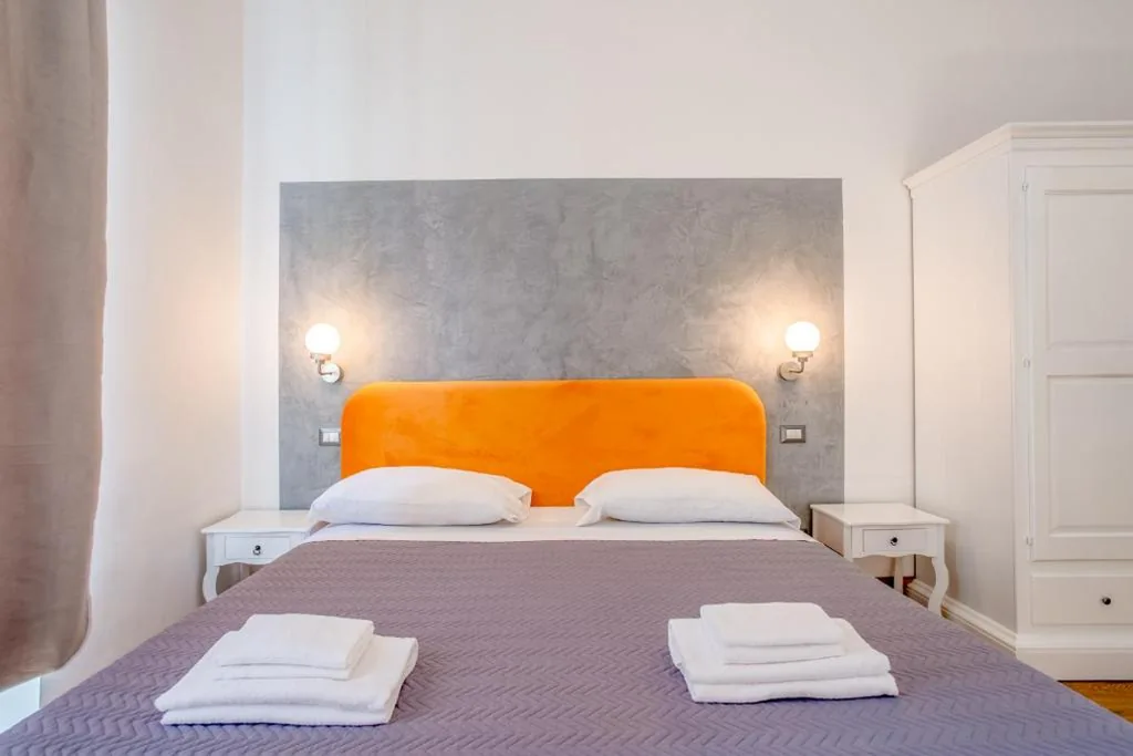 Spacious Double Room — New Unico San Cosimato