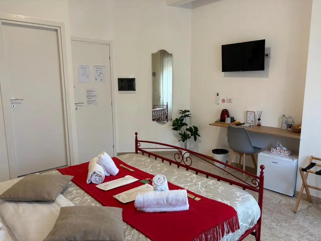 Spacious Double Room — Quattro Venti city suites