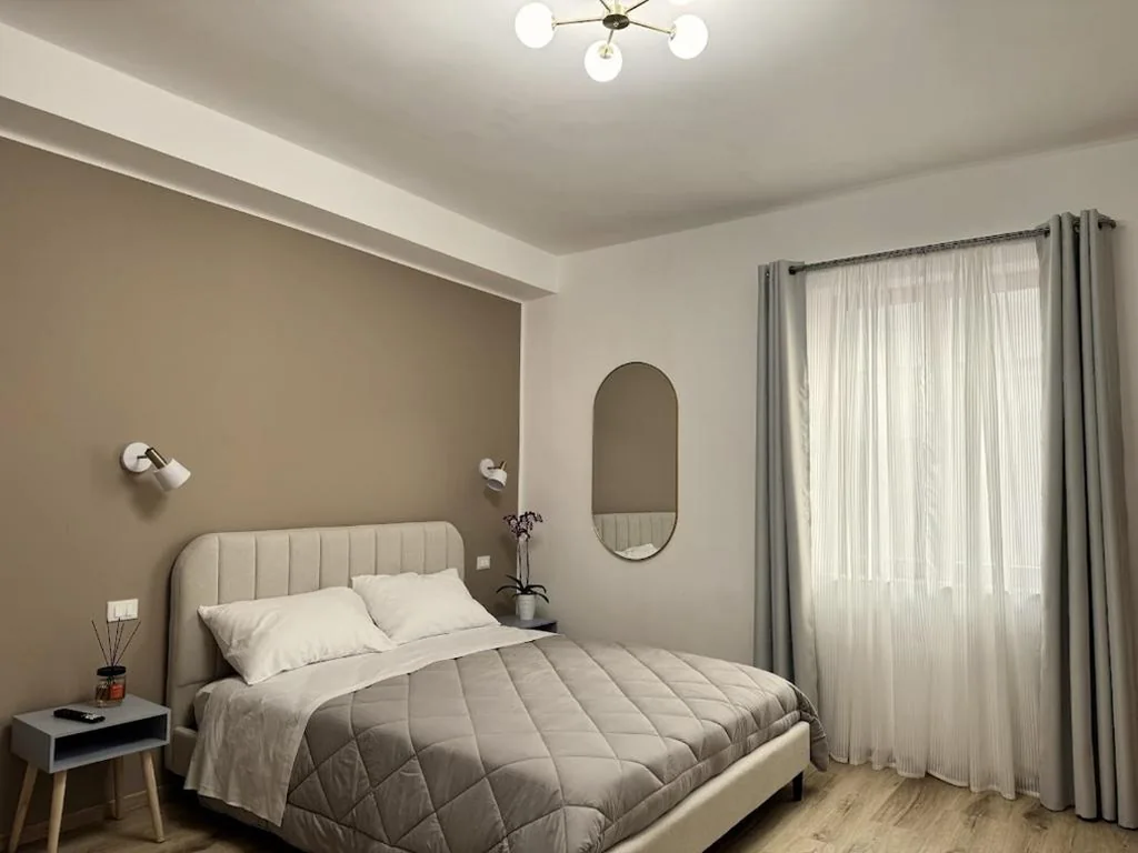 Large Double Room — Riviera Smart Rooms