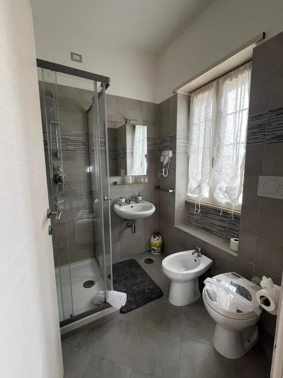 Large Double Room — Royal House Fiumicino