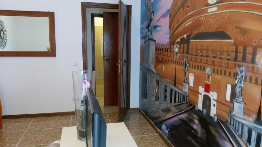 Ampia Camera Matrimoniale — The Pope At The Window