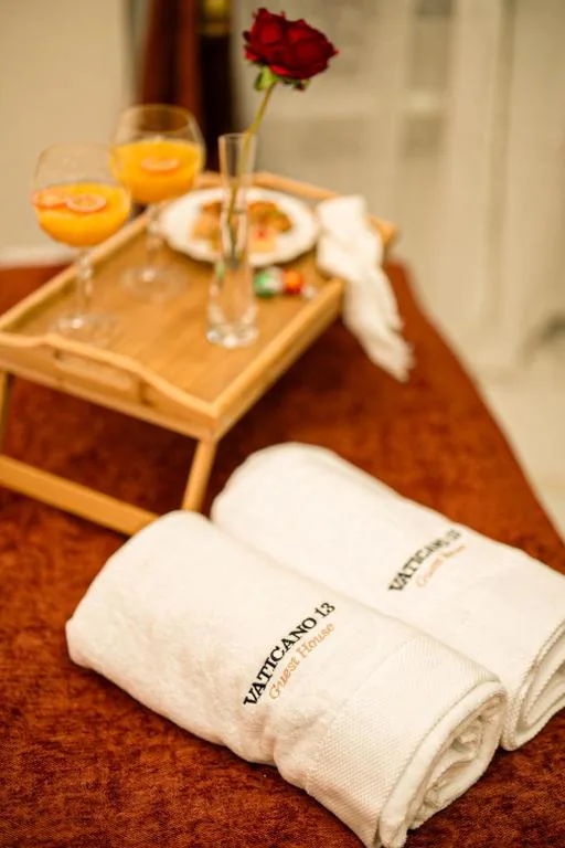 Large Double Room — VATICANO 13 Guest House
