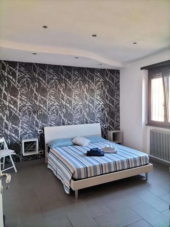 Large Double Room — Vittoria House