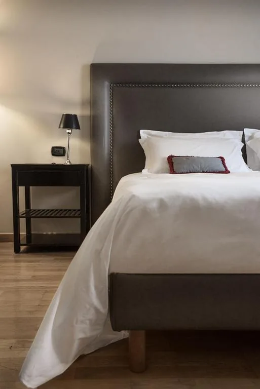 Ampia Camera Superior con Letto Matrimoniale o 2 Letti Singoli — Ambasciatori Place Hotel