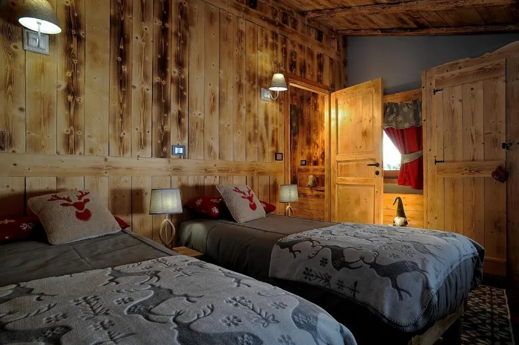 Aparthotel Foyer d’antan SUITE con caminetto hammam o vasca idromassaggio — foto 8