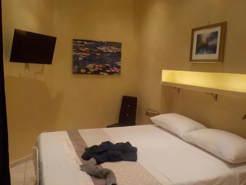 Appartamentino su 2 Livelli — B&B Roma Royal Residence