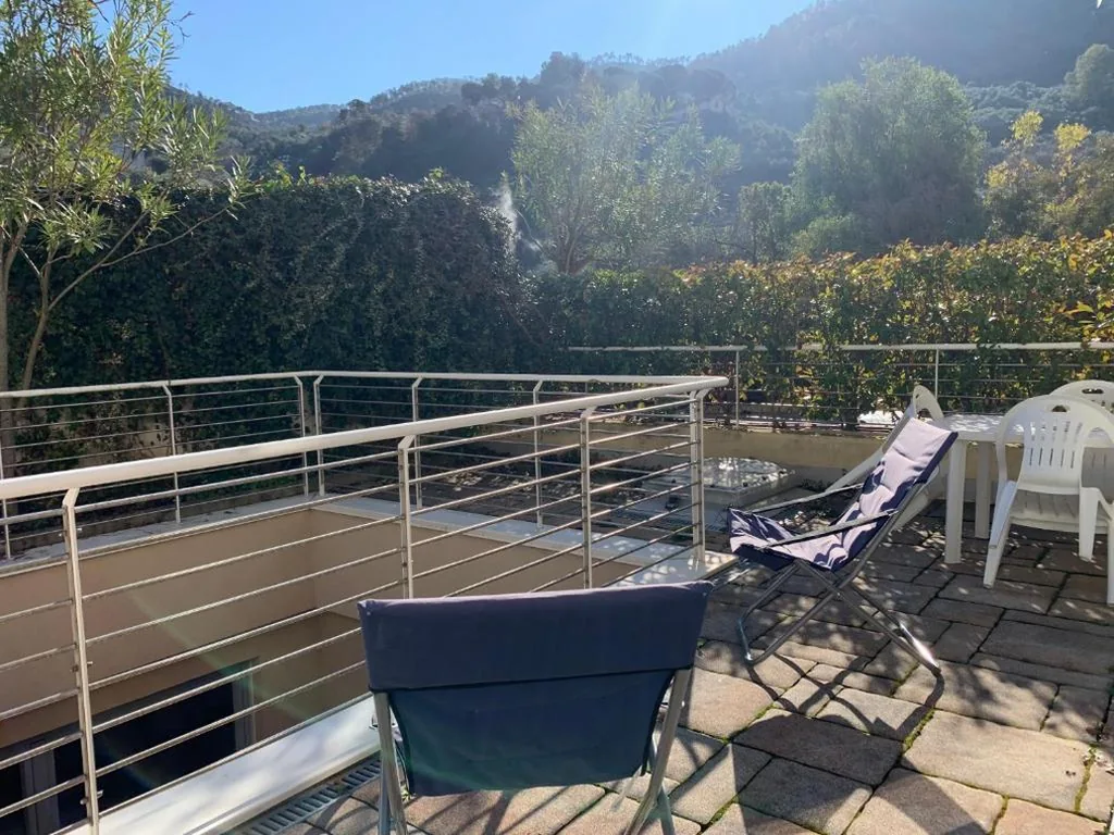 Appartamentino su 2 Livelli — Camere e case vacanza Residenza Prealba