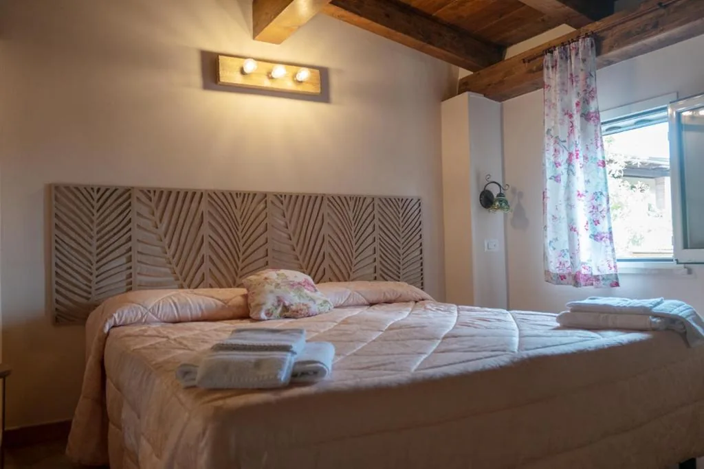 Appartamentino su 2 Livelli — I Lecci Guesthouse