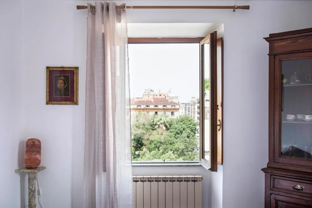 Attic Apartment — Paramount