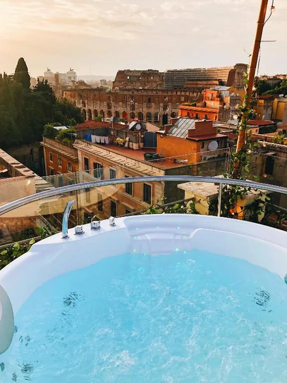 Appartamento Attico — Rooftop Colosseo – Roma d’Amore