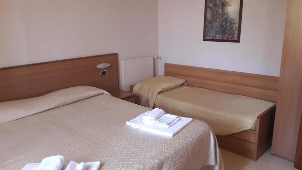 Appartamento con 1 Camera da Letto (3 Adulti) — Hotel Residence Moneglia
