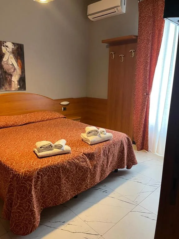 One-Bedroom Apartment (3 Adults) — Hotel Residence Paradiso