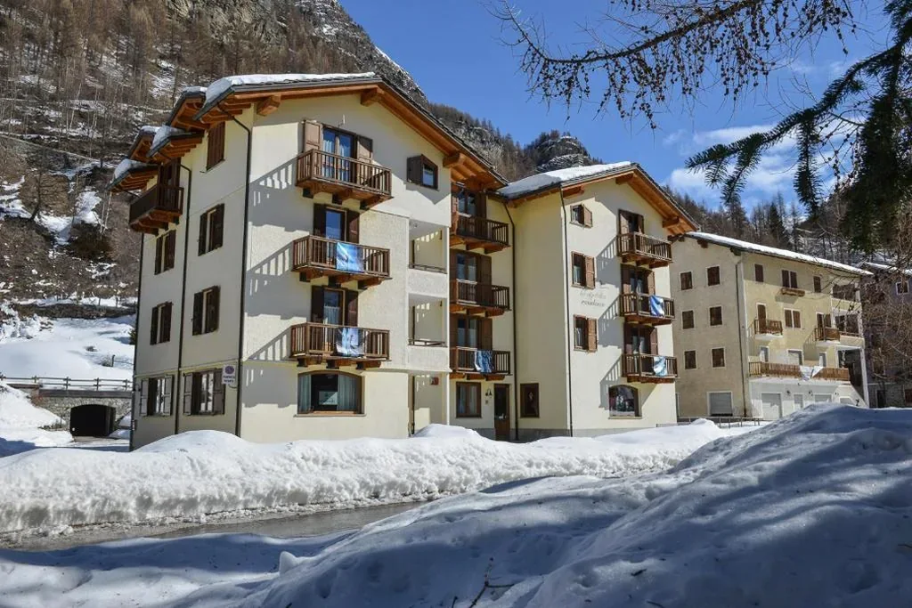 One-Bedroom Apartment (3 Adults) — Residence Les Nigritelles