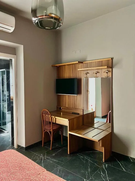 One-Bedroom Apartment (4 Adults) — Hotel Residence Paradiso