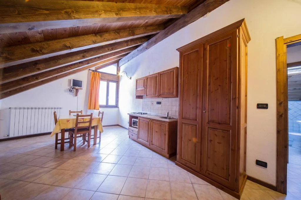 1-Bedroom Apartment (6 Adults) — Chalet Della Guida